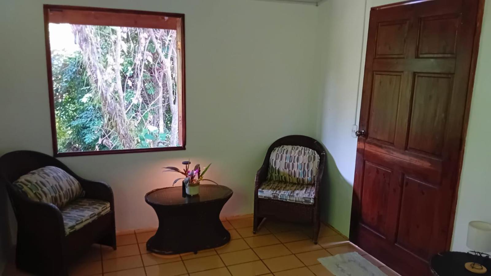 Lagunavista Villas Carate エクステリア 写真