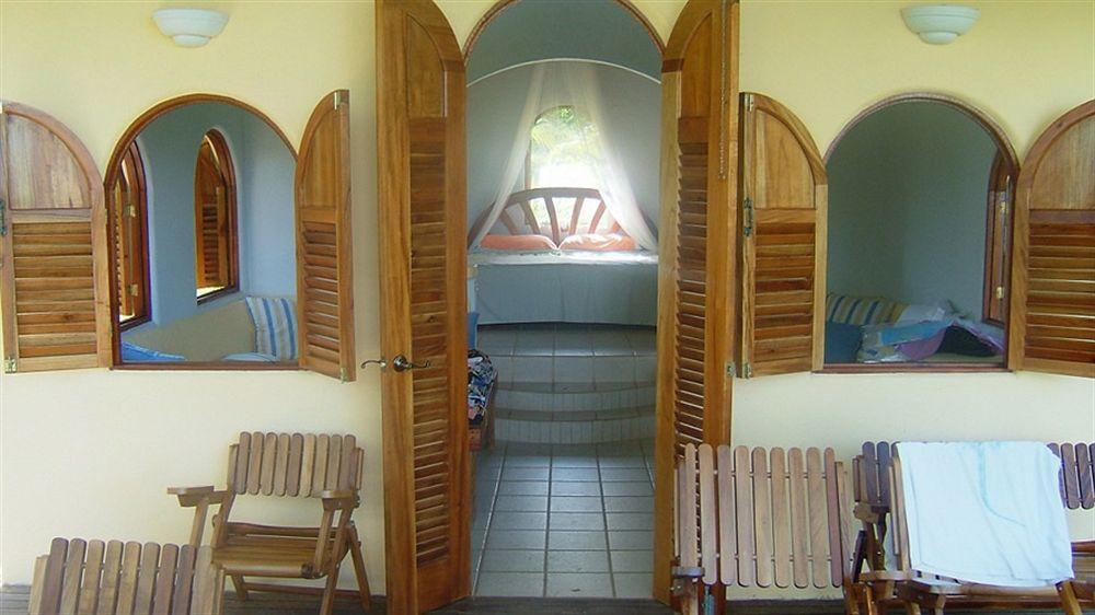 Lagunavista Villas Carate エクステリア 写真